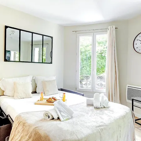 Bluestay 22 - Superb In * Paryż