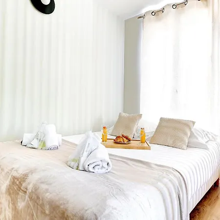 Bluestay 22 - Superb In *