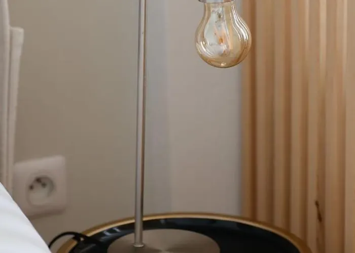 Bluestay 22 - Superb In * Paris