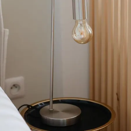Bluestay 22 - Superb In * Paris